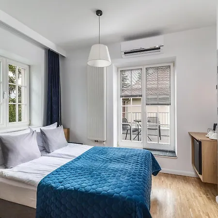 Grand Tulipan Couette-café *